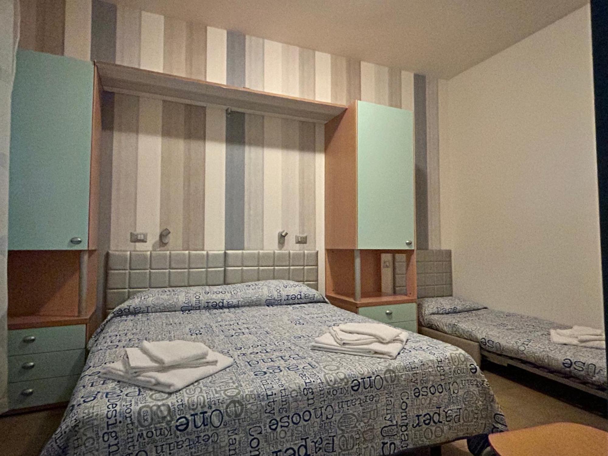 Hotel Etna - Nuova Gestione Romagnola All-Inclusive Spiaggia Parcheggio Ричоне Стая снимка