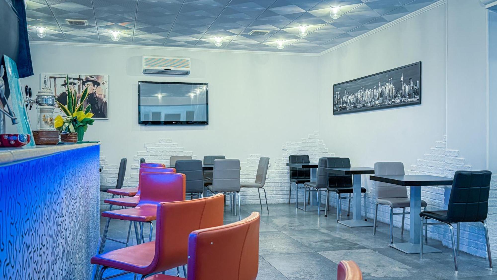 Hotel Etna - Nuova Gestione Romagnola All-Inclusive Spiaggia Parcheggio Ричоне Екстериор снимка